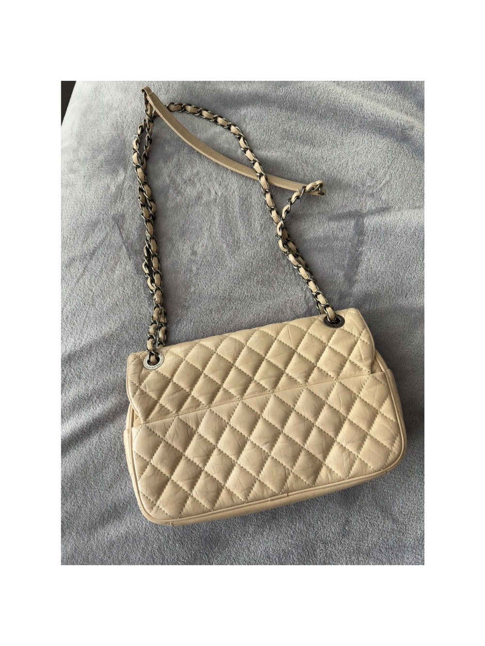 CHANEL Beige Quilted Flap Shoulder Bag with Chain Strap - Picture 6 of 14